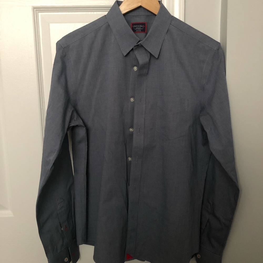 Men’s UNTUCKit Blue Shirt. Medium. Slim Fit